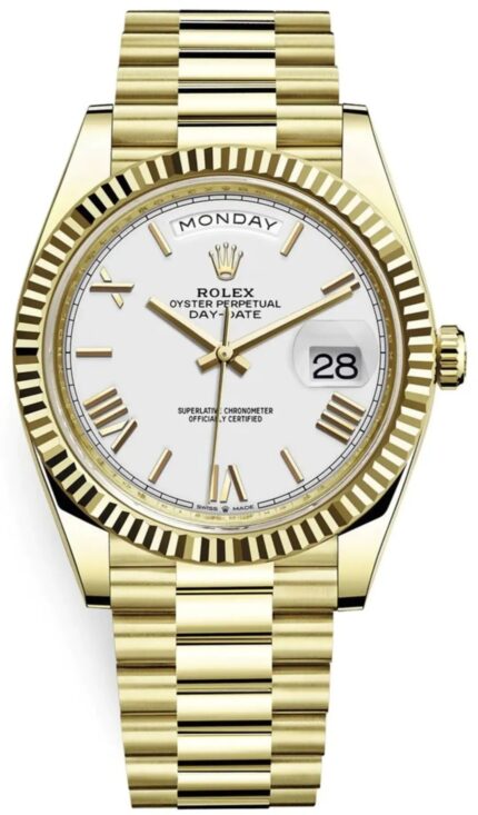 Rolex Day-Date 40 White Roman Dial Yellow Gold President watch close-up